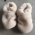 Chaussette 0-3 mois 2$ 