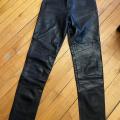 pantalon de cuir danier noir gr 10 10$