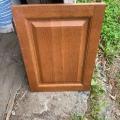 4 Portes d'armoires environ 13 pouces par 18 pouces et demi 5$ ch