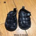 Sandale mexx grandeur 3 mois 2$ 