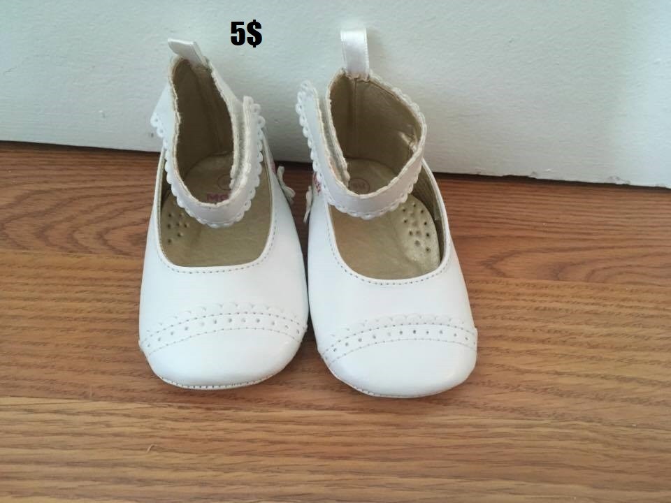 Soulier mexx grandeur 9 mois 5$ 